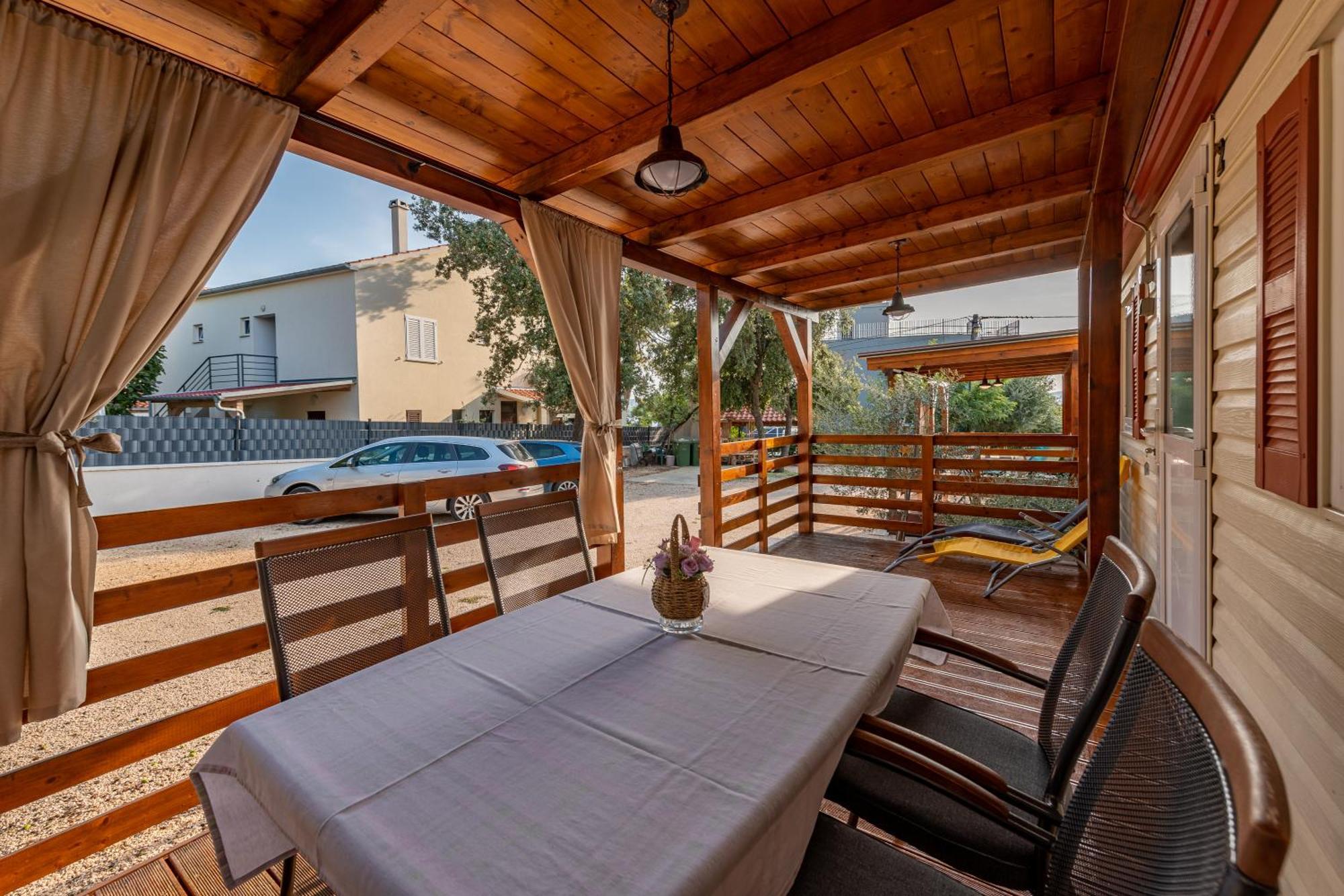 Camp Mrkva Mobile Homes With Pool ซูโกชัน ภายนอก รูปภาพ
