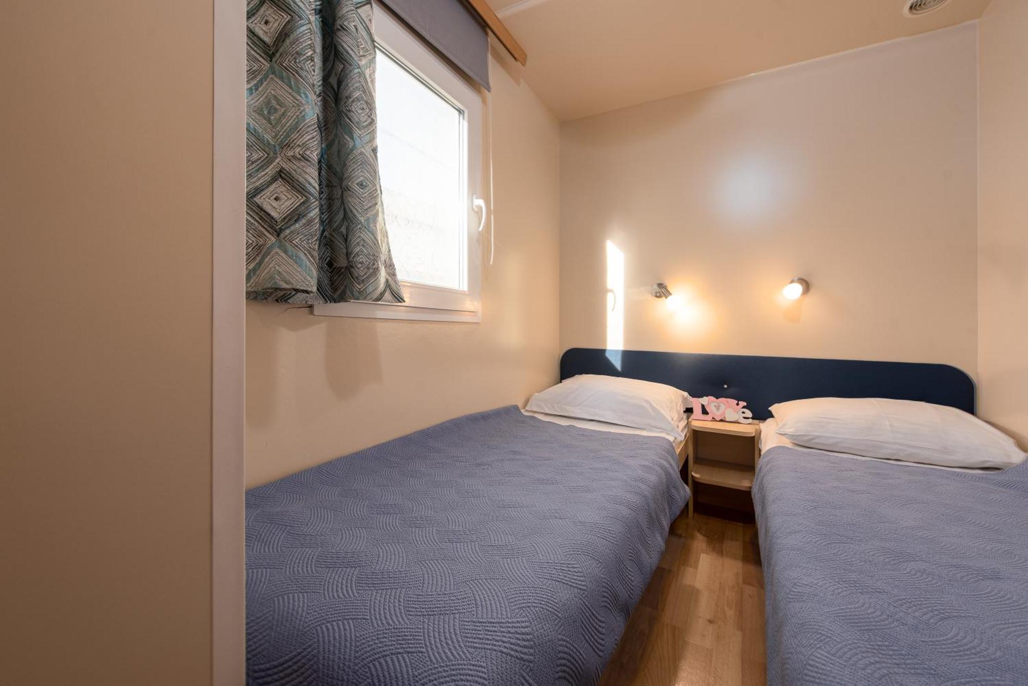 Camp Mrkva Mobile Homes With Pool ซูโกชัน ห้อง รูปภาพ