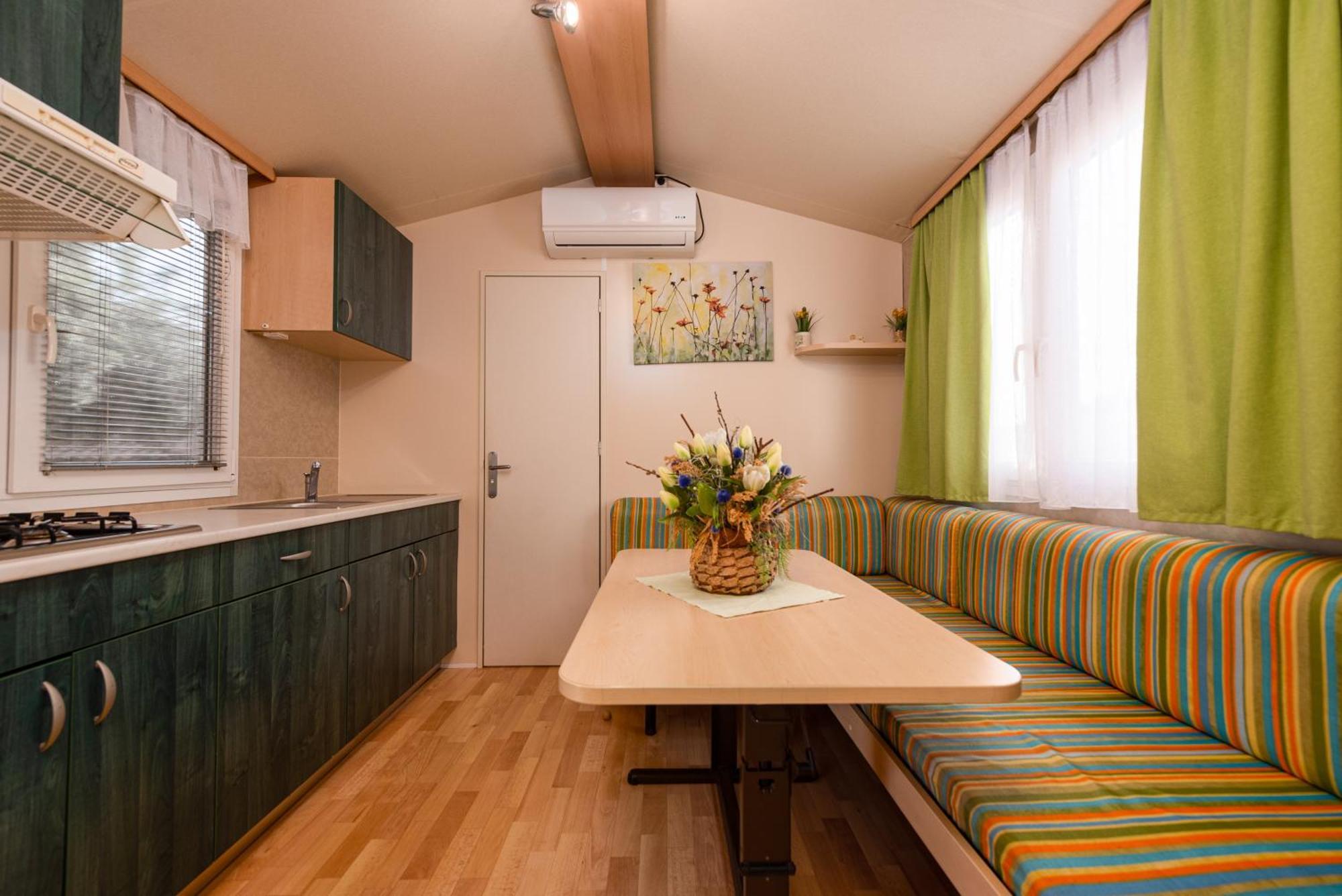 Camp Mrkva Mobile Homes With Pool ซูโกชัน ห้อง รูปภาพ